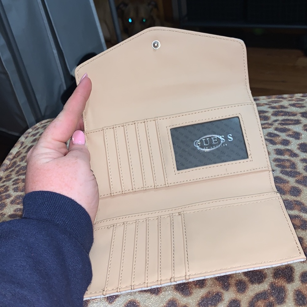 Wallet - Picture 3 of 4